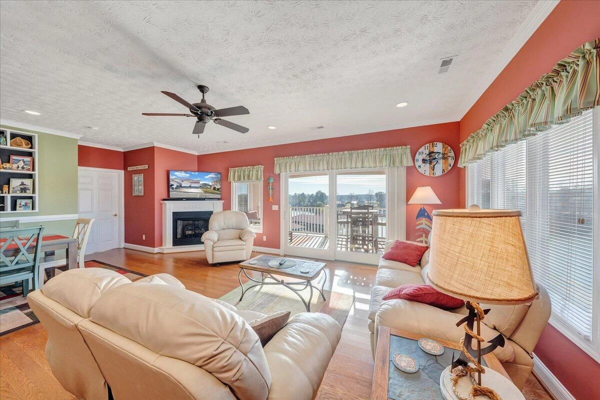 1064 LA CASA CT - Photo 12