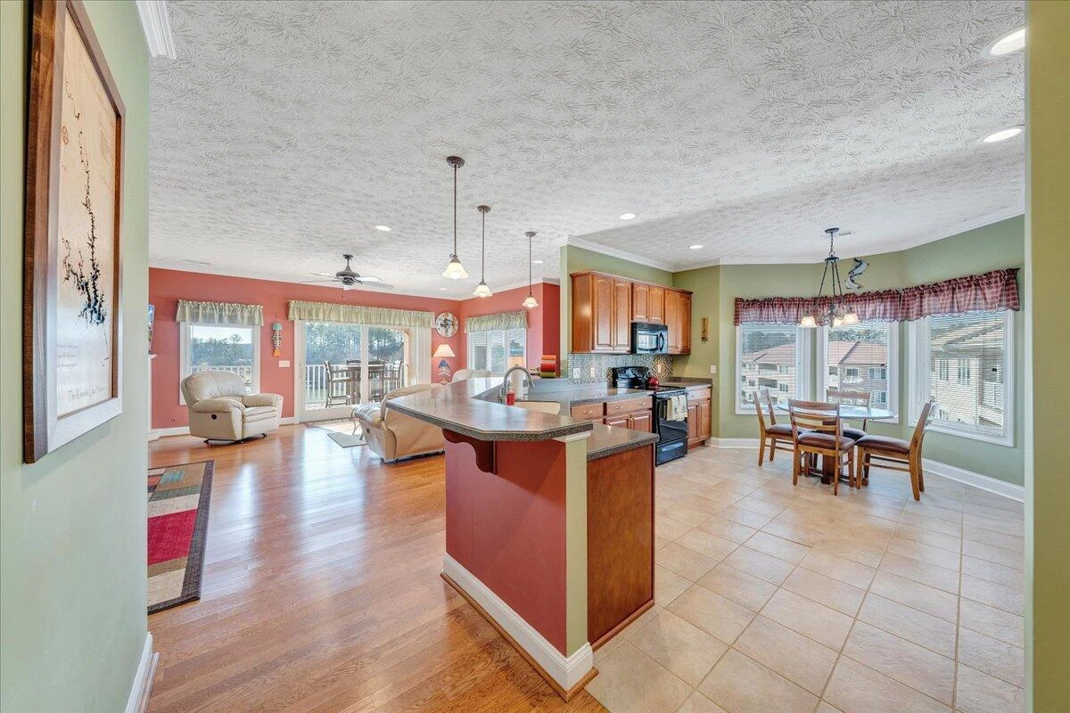 1064 LA CASA CT - Photo 20