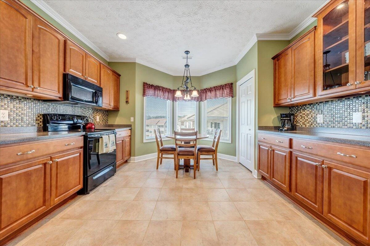 1064 LA CASA CT - Photo 22