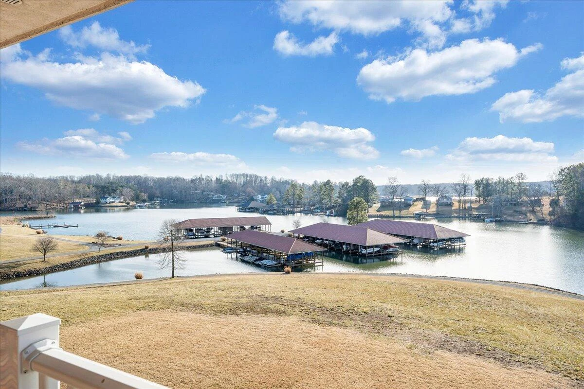 1064 LA CASA CT - Photo 5
