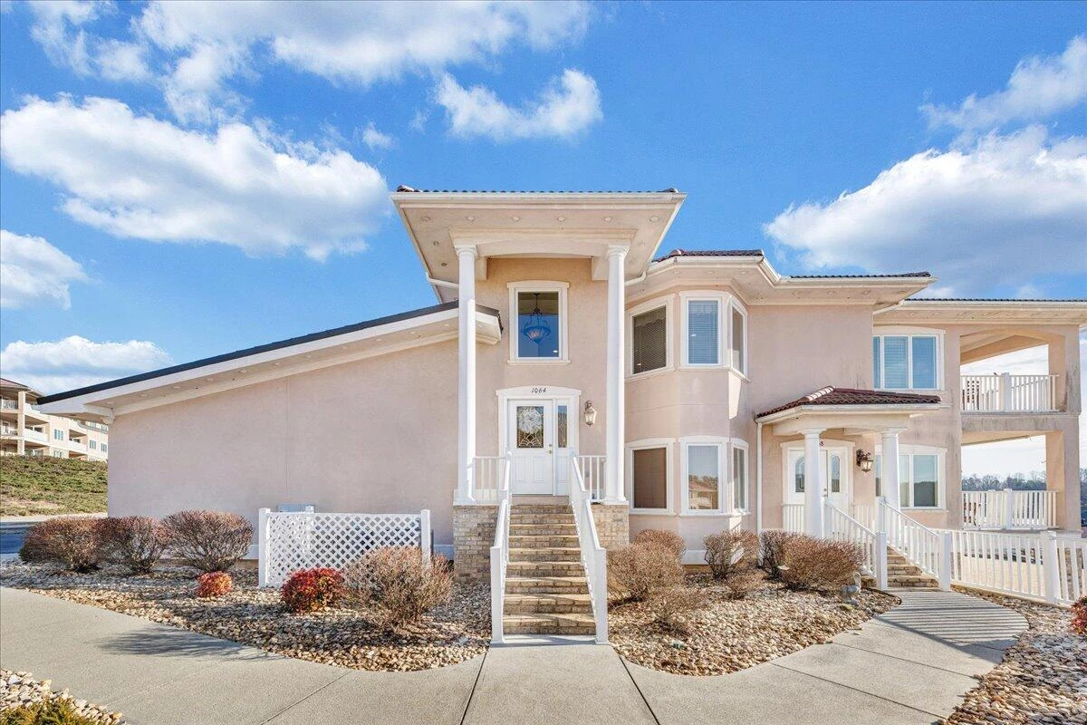 1064 LA CASA CT - Photo 8