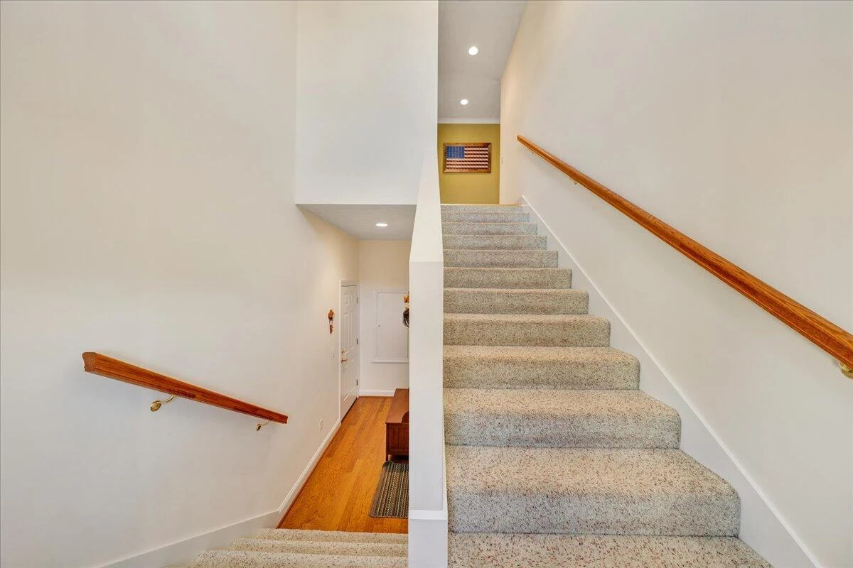 1064 LA CASA CT - Photo 9