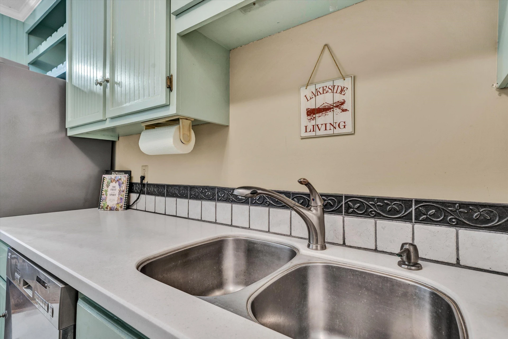 630 Montevista RD #501 - Photo 13