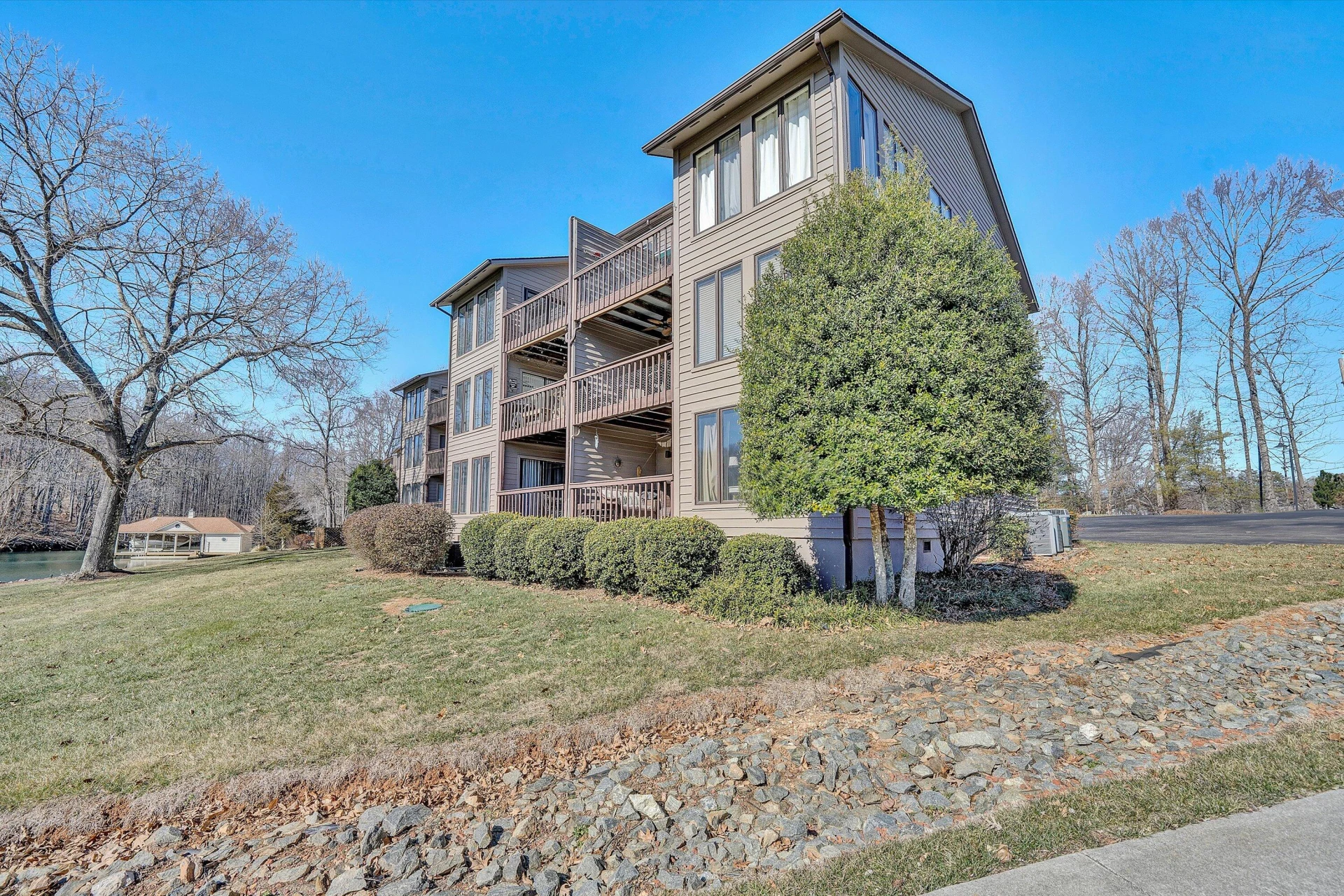 630 Montevista RD #501 - Photo 29