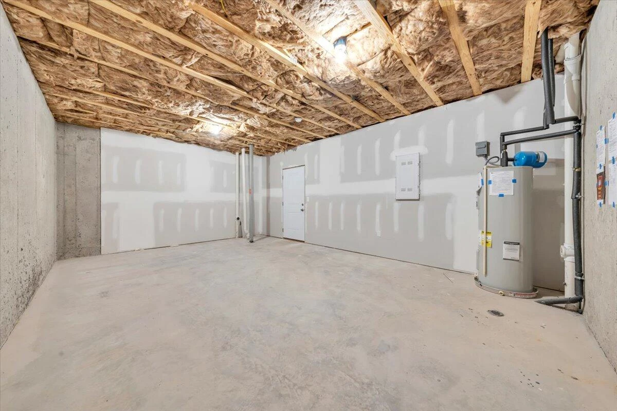 3728 Crescent Ridge DR - Photo 20