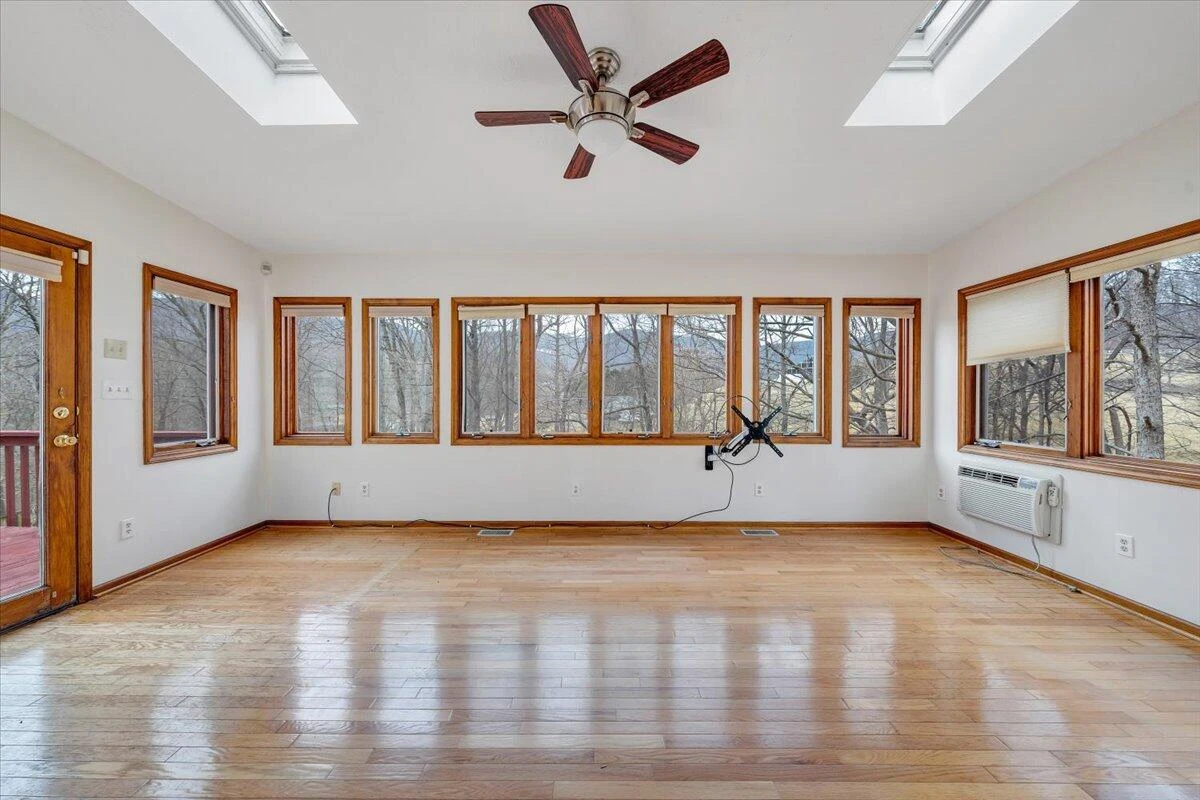 7278 Carriage Hills DR - Photo 12