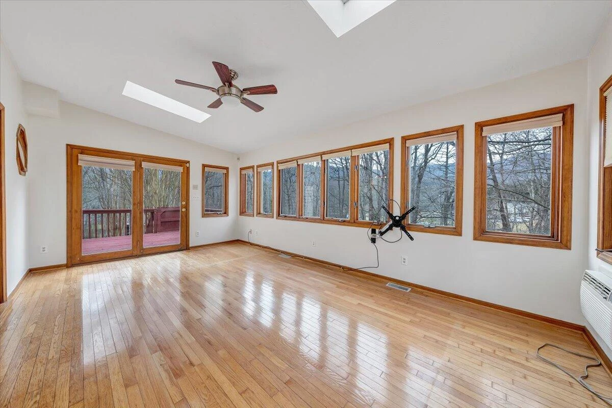 7278 Carriage Hills DR - Photo 13
