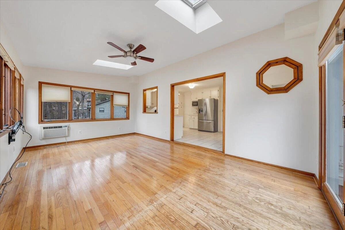7278 Carriage Hills DR - Photo 14