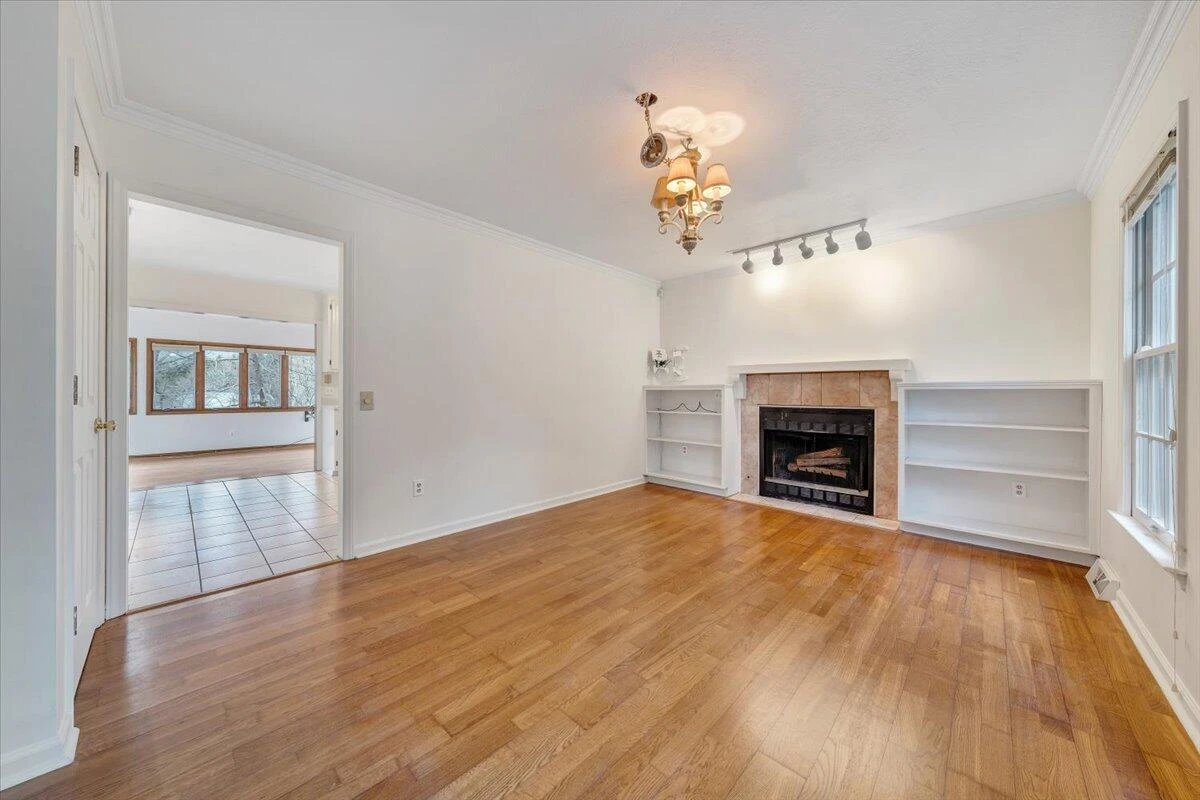 7278 Carriage Hills DR - Photo 3