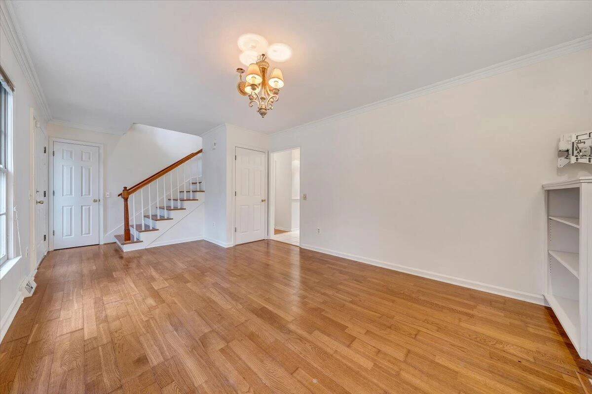 7278 Carriage Hills DR - Photo 5