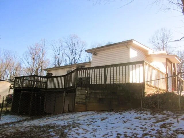 2120 SHADY RUN RD - Photo 4