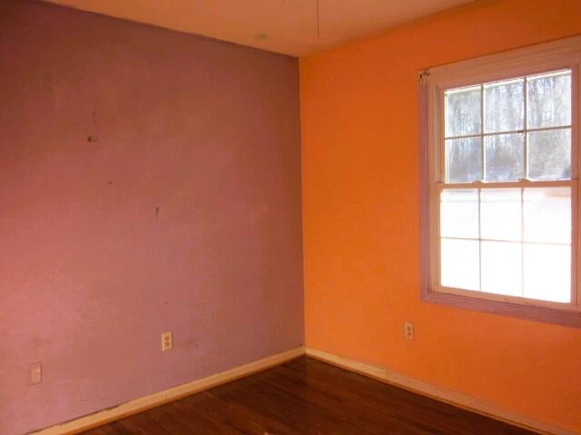 2120 SHADY RUN RD - Photo 9