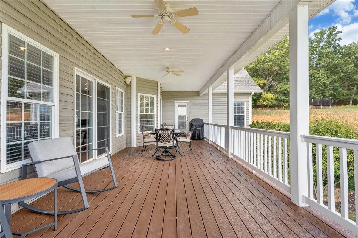 140 Fox Run  RD - Photo 37