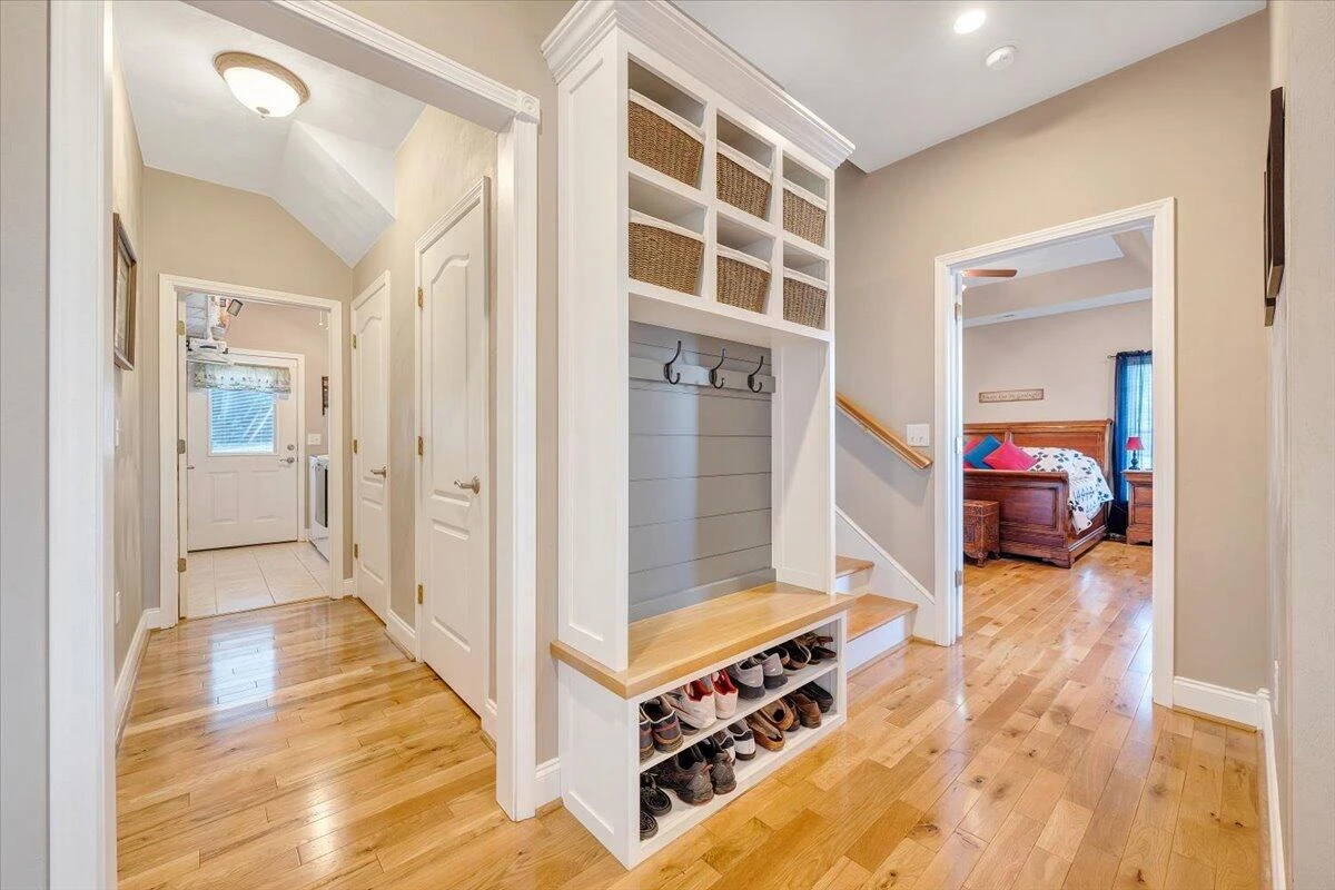 140 Fox Run  RD - Photo 39