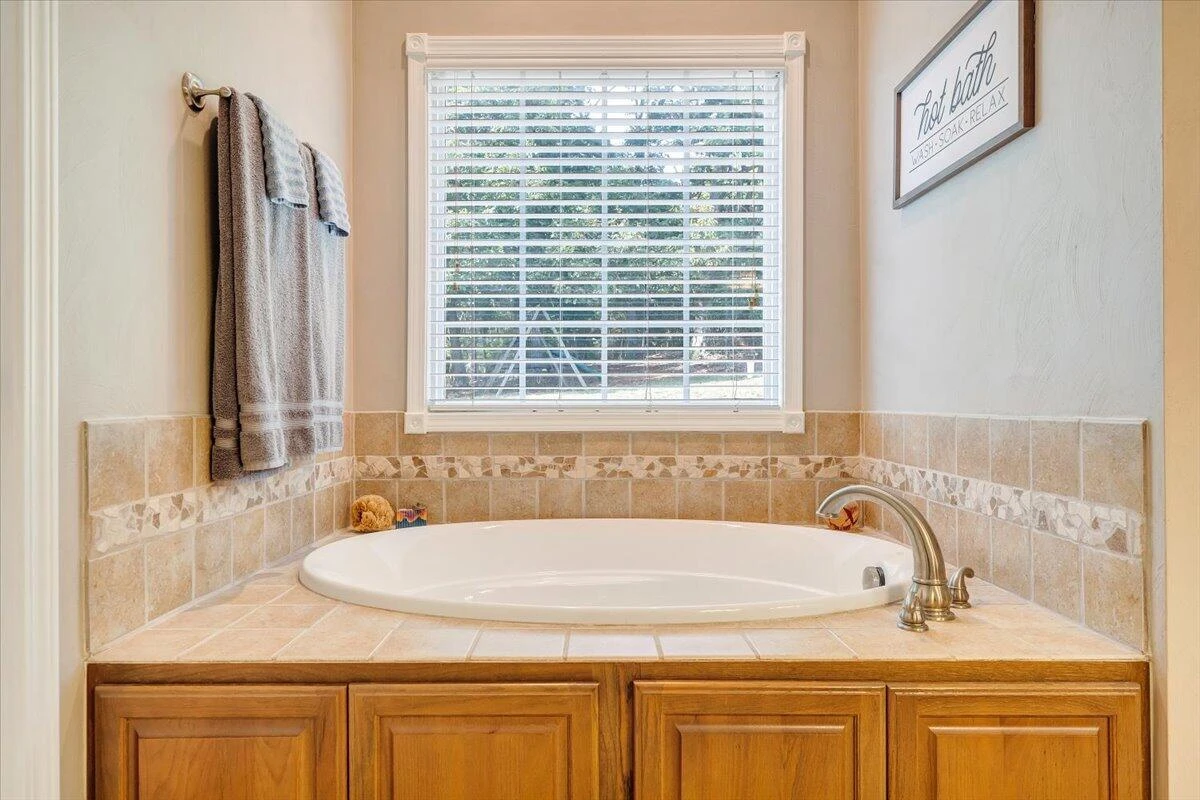 140 Fox Run  RD - Photo 47