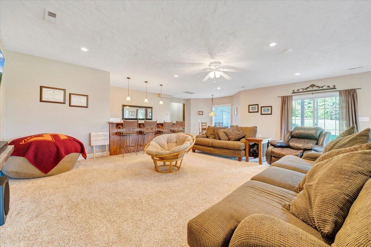 140 Fox Run  RD - Photo 55