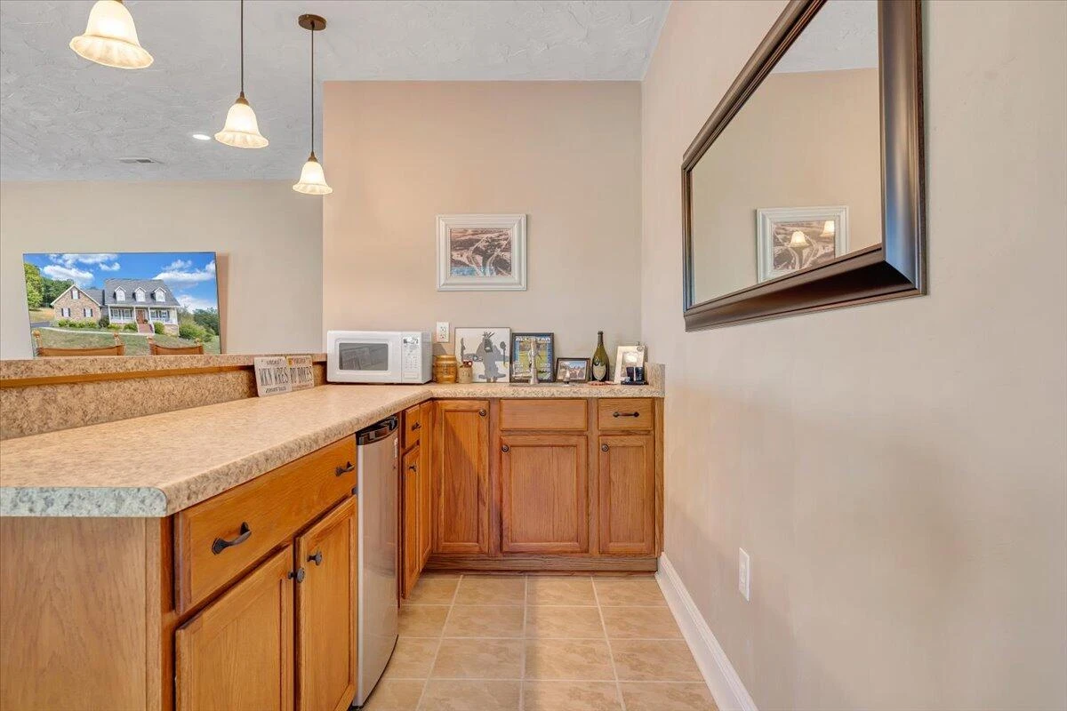 140 Fox Run  RD - Photo 58