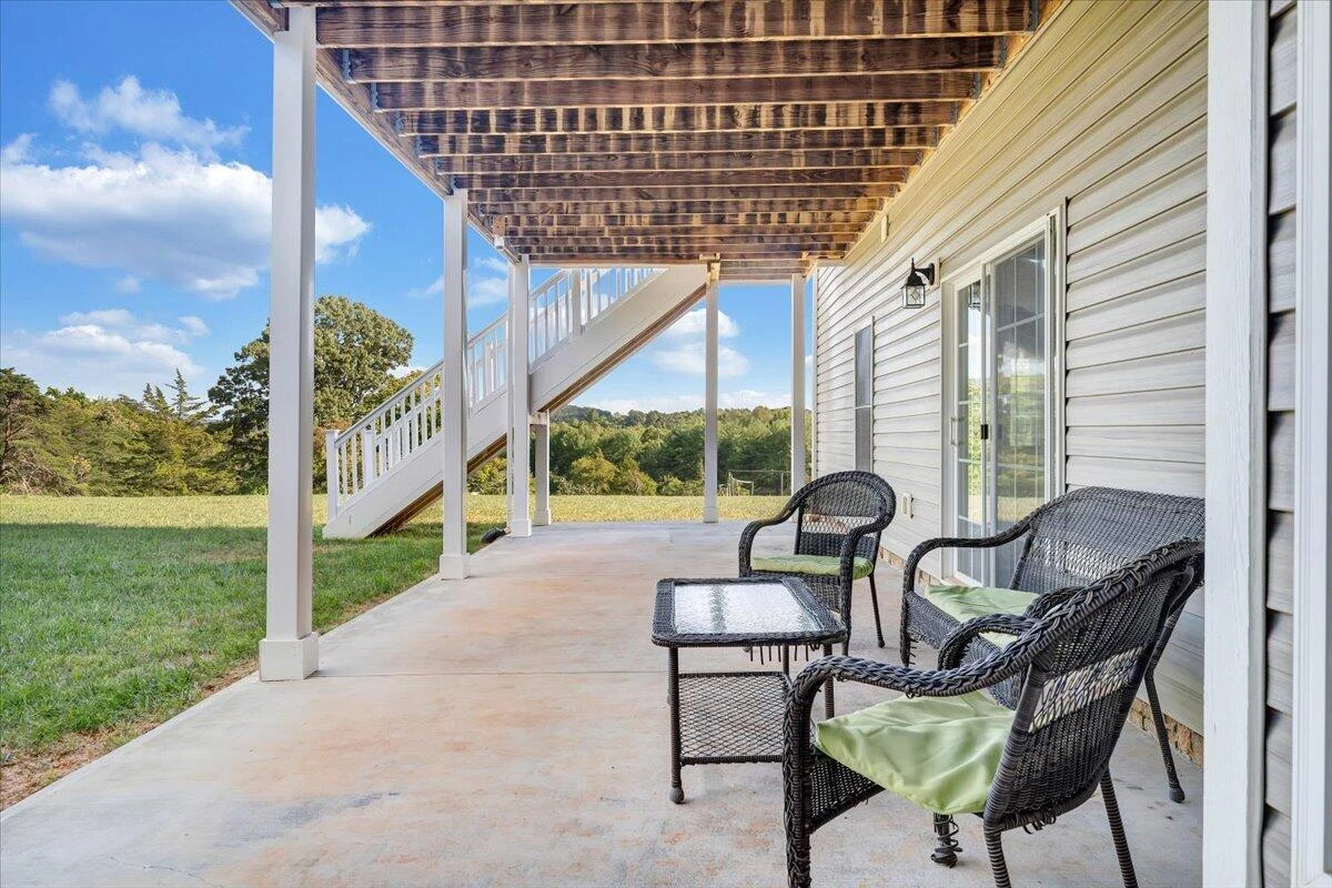 140 Fox Run  RD - Photo 61