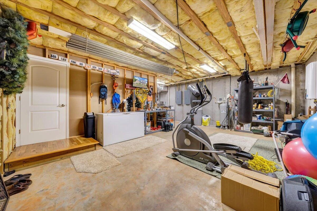 140 Fox Run  RD - Photo 62