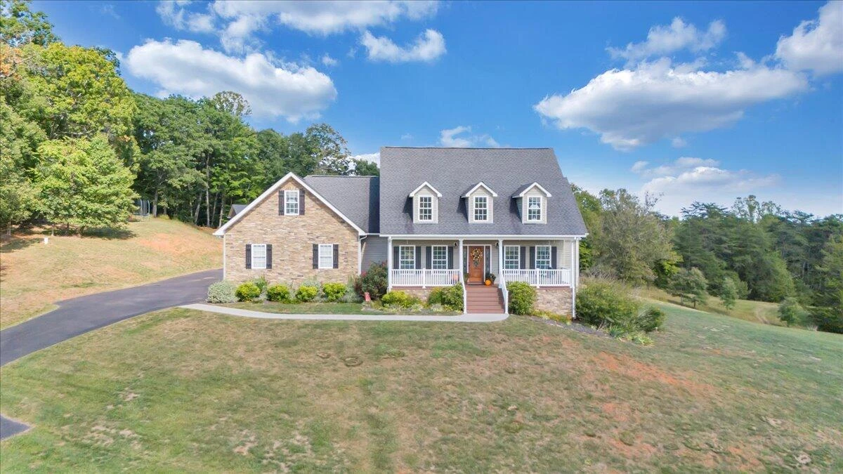 140 Fox Run  RD - Photo 80