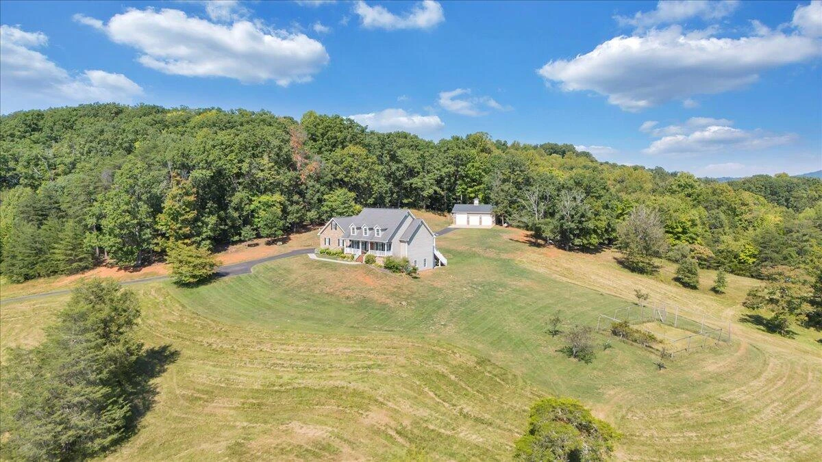 140 Fox Run  RD - Photo 84