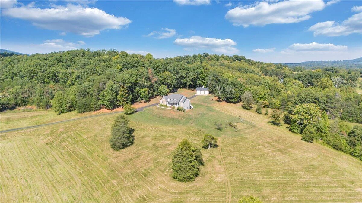 140 Fox Run  RD - Photo 85