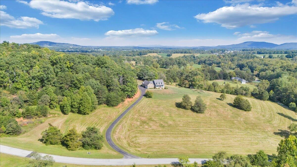 140 Fox Run  RD - Photo 89