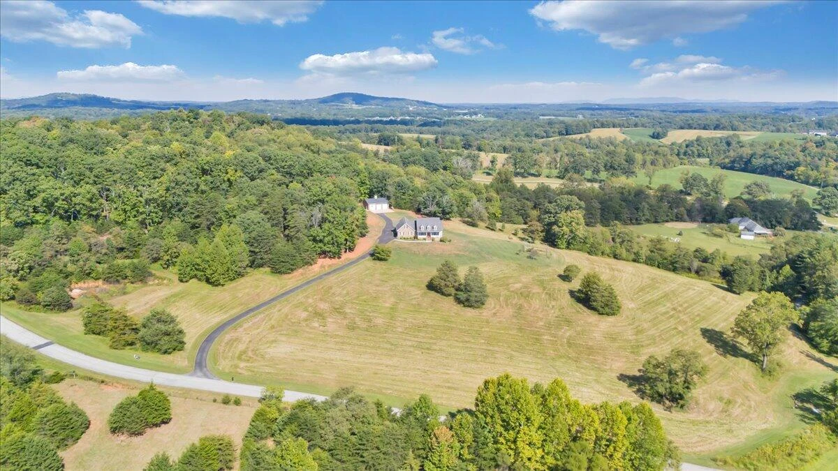 140 Fox Run  RD - Photo 90