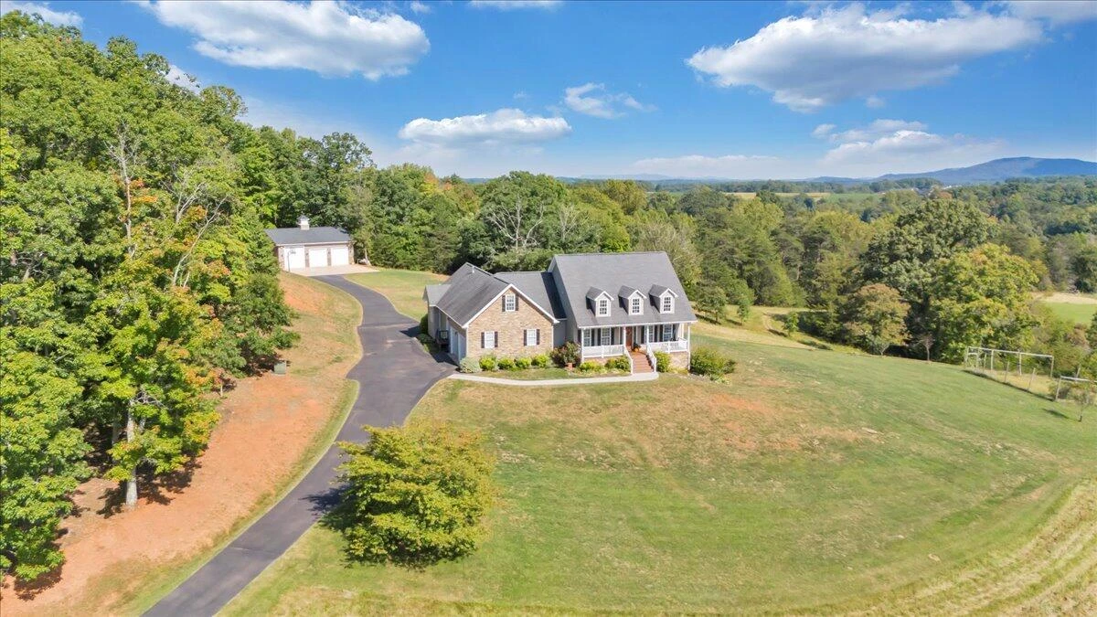140 Fox Run  RD - Photo 91