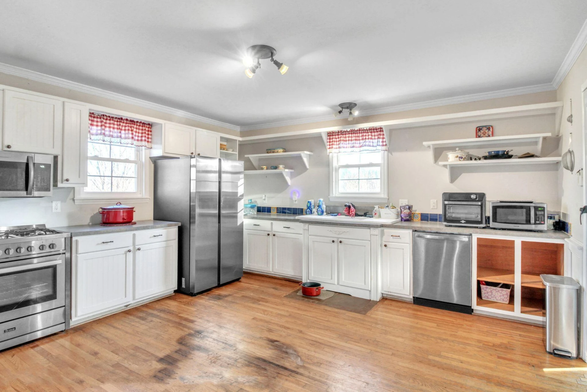 10565 Callands RD - Photo 7