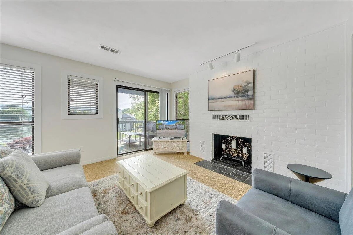 290 Sailors Cove DR #407 - Photo 3