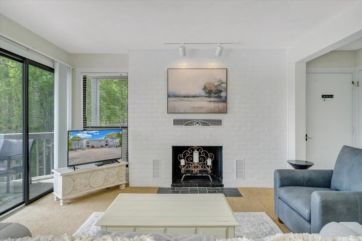 290 Sailors Cove DR #407 - Photo 5