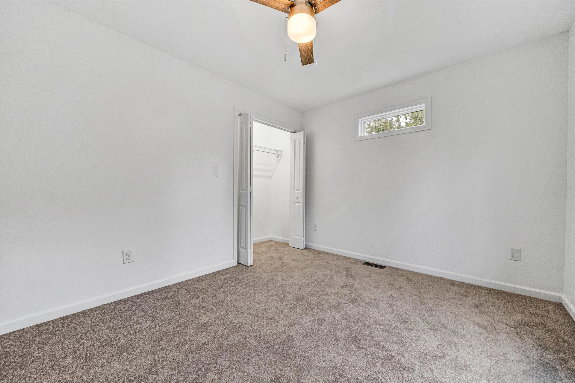 3908 Kentucky AVE - Photo 12
