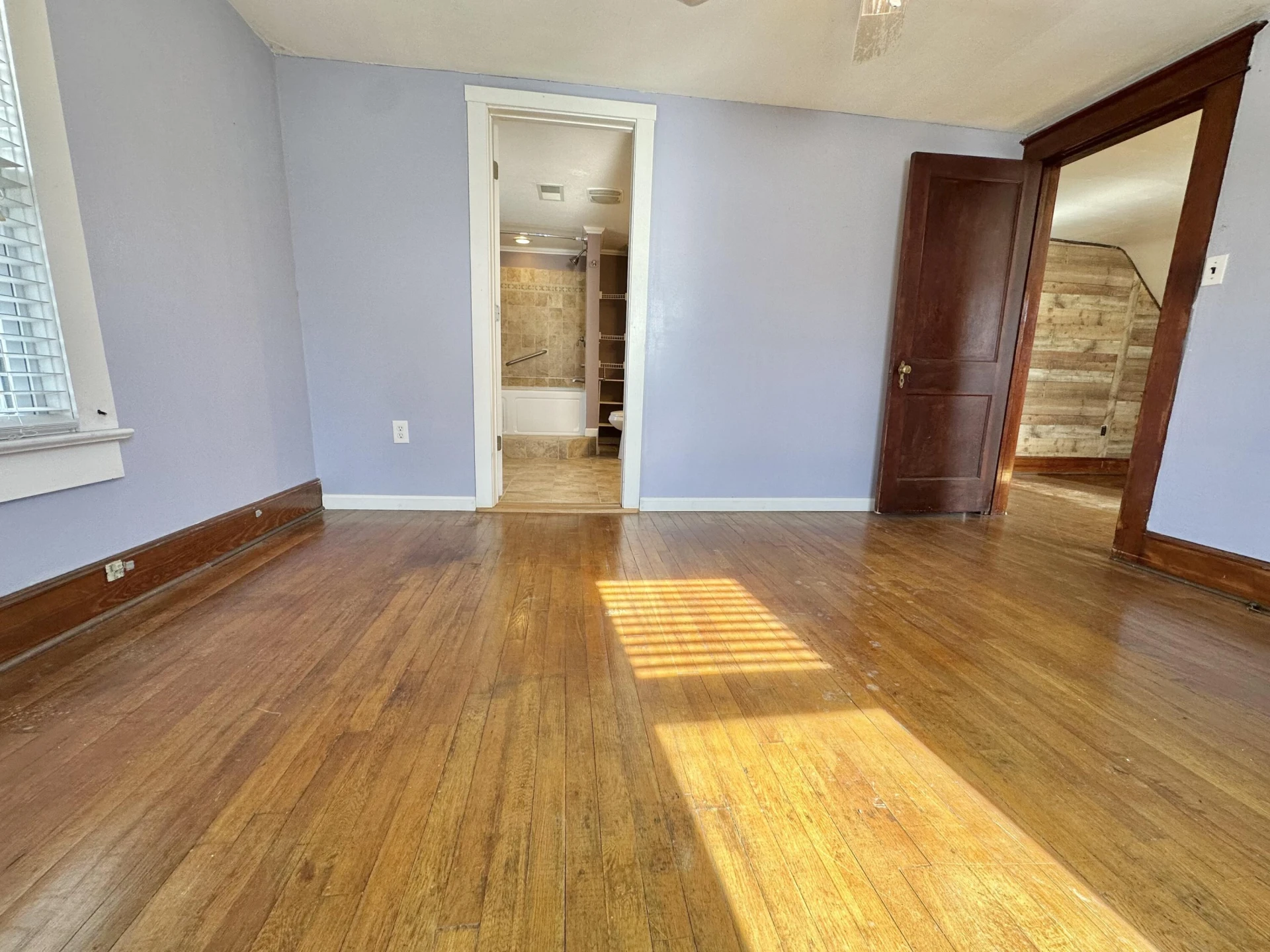 1434 Howard AVE - Photo 22