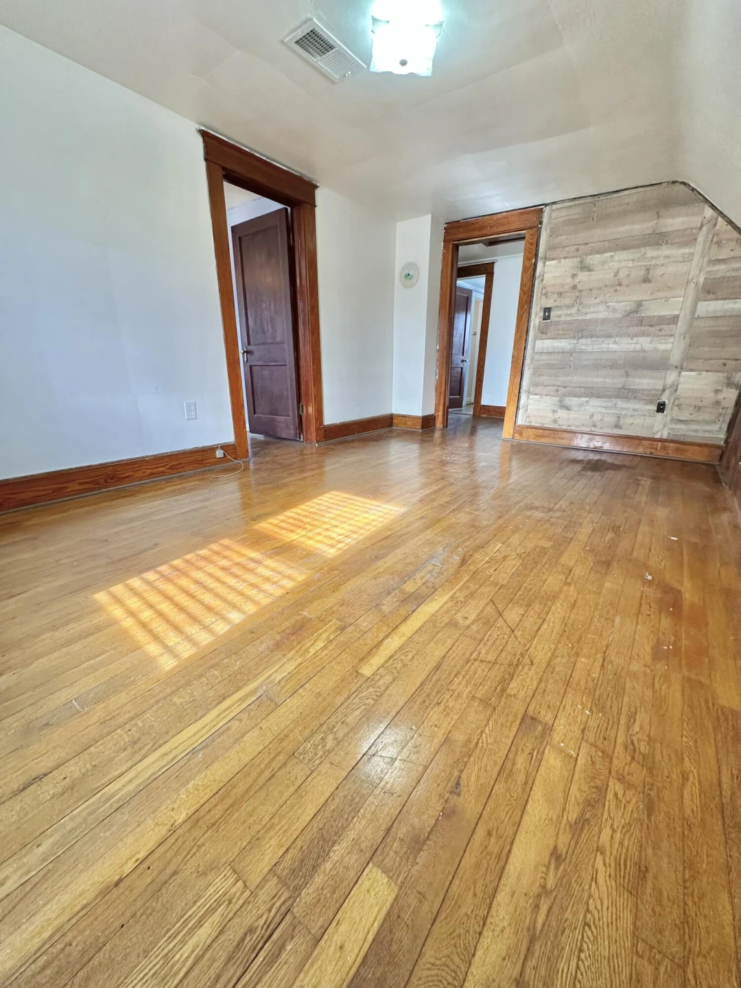 1434 Howard AVE - Photo 28