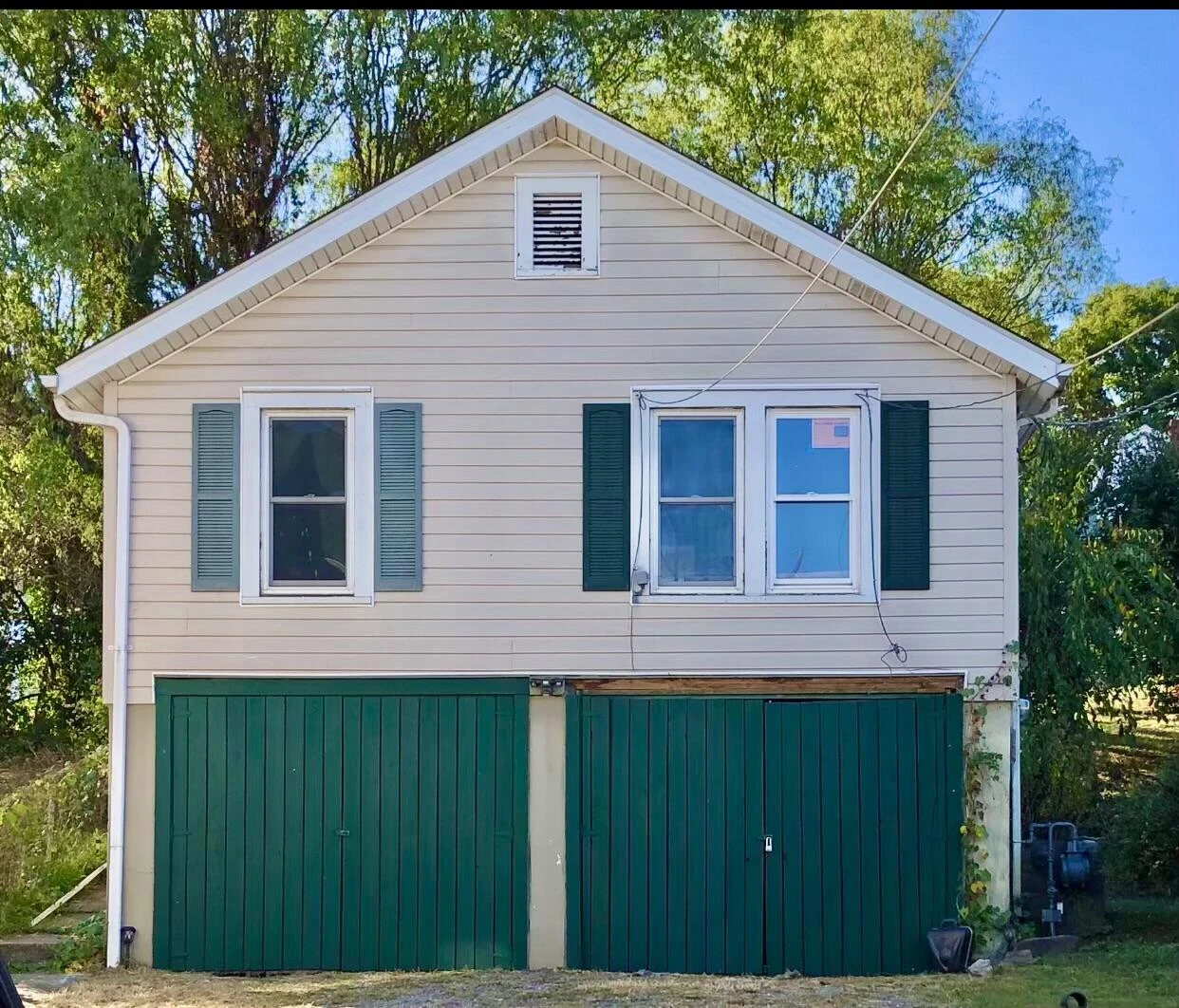 1434 Howard AVE - Photo 32