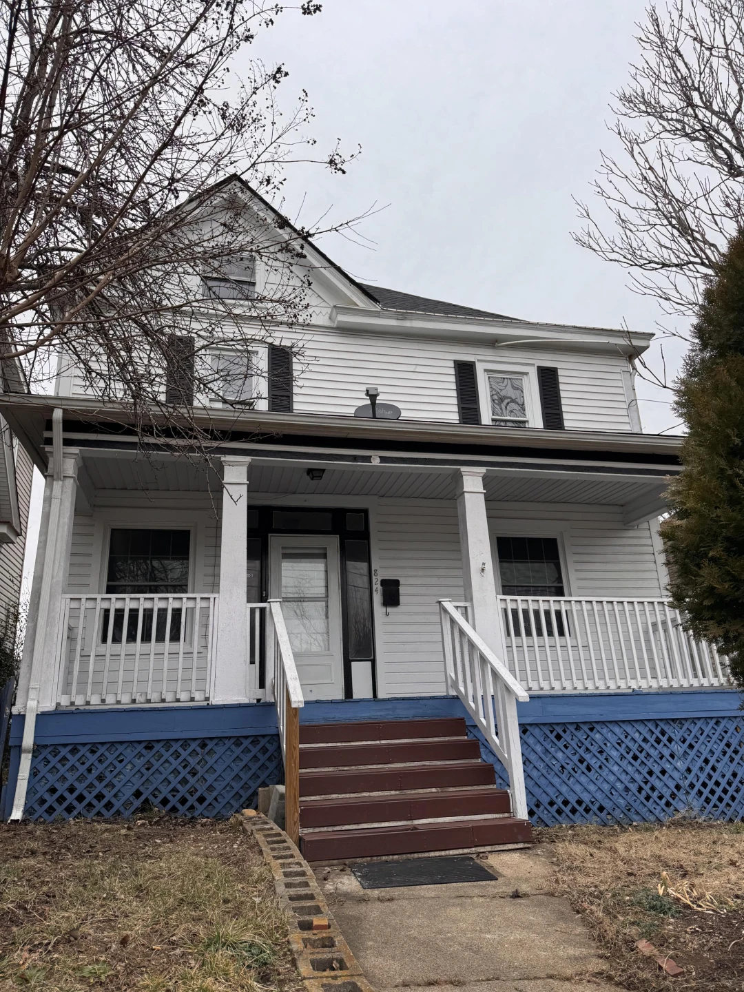 824 Highland AVE