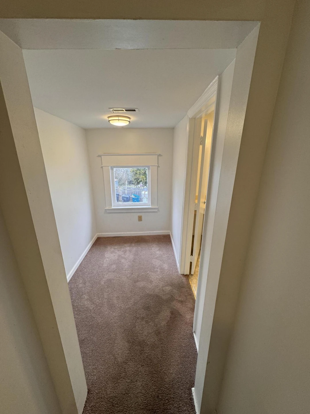 824 Highland AVE - Photo 15