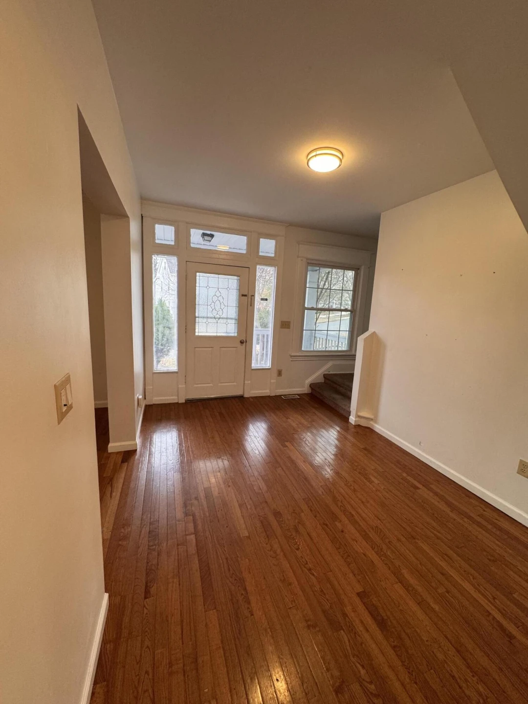 824 Highland AVE - Photo 2