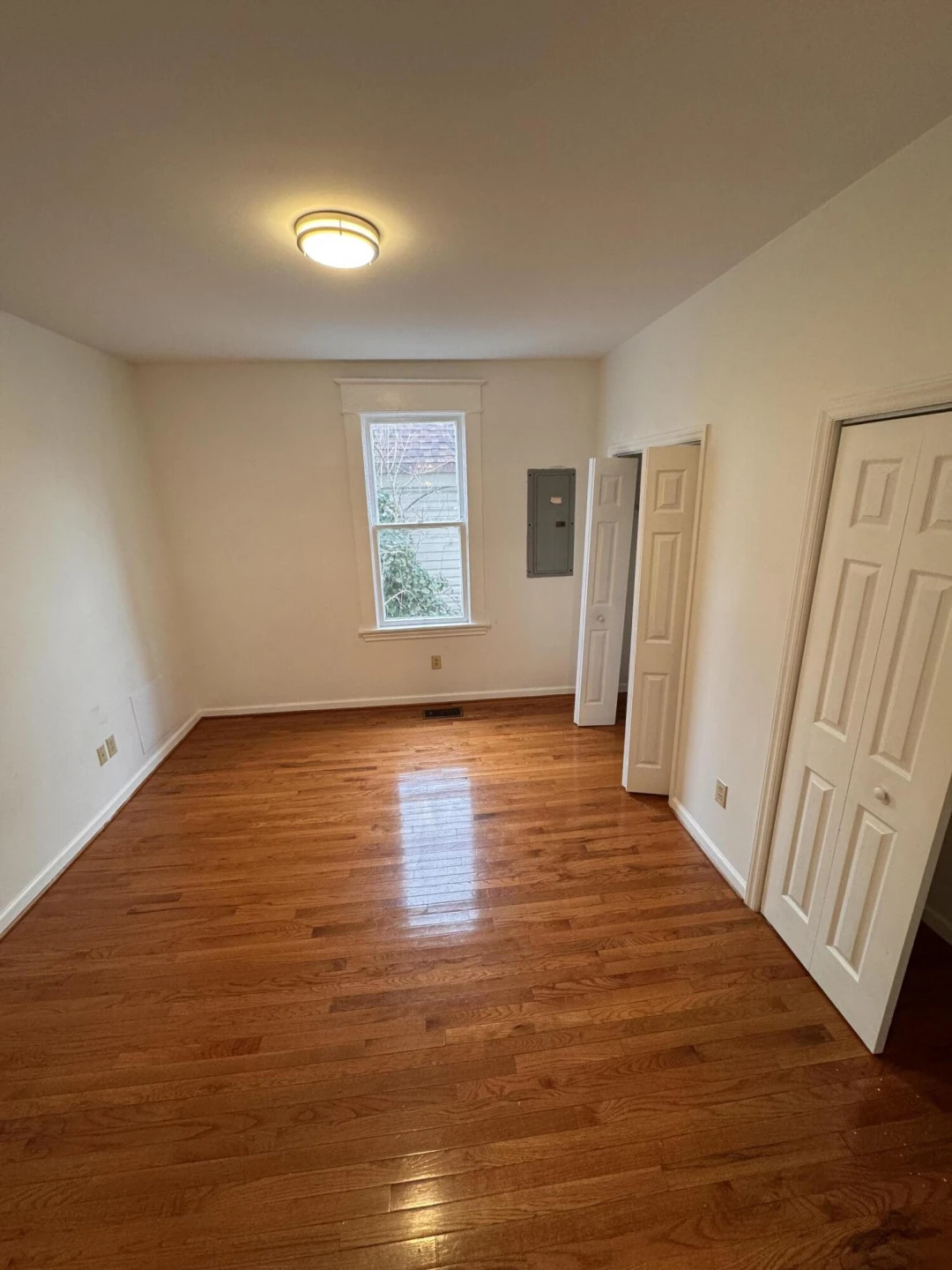 824 Highland AVE - Photo 6