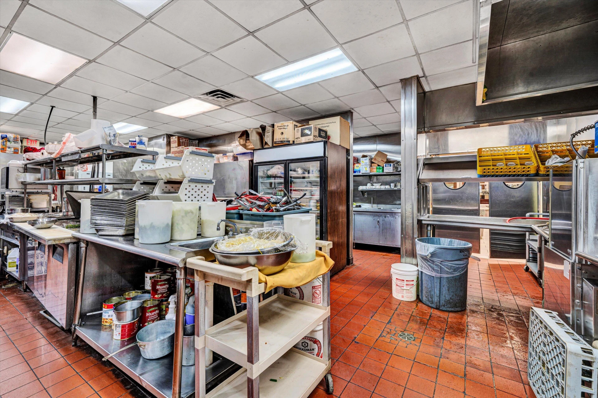 5030 Valley View BLVD - Photo 32
