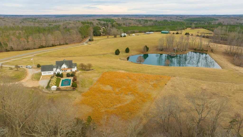 11300 Amelia Springs RD - Photo 2
