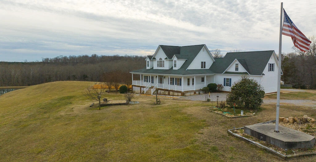 11300 Amelia Springs RD - Photo 4