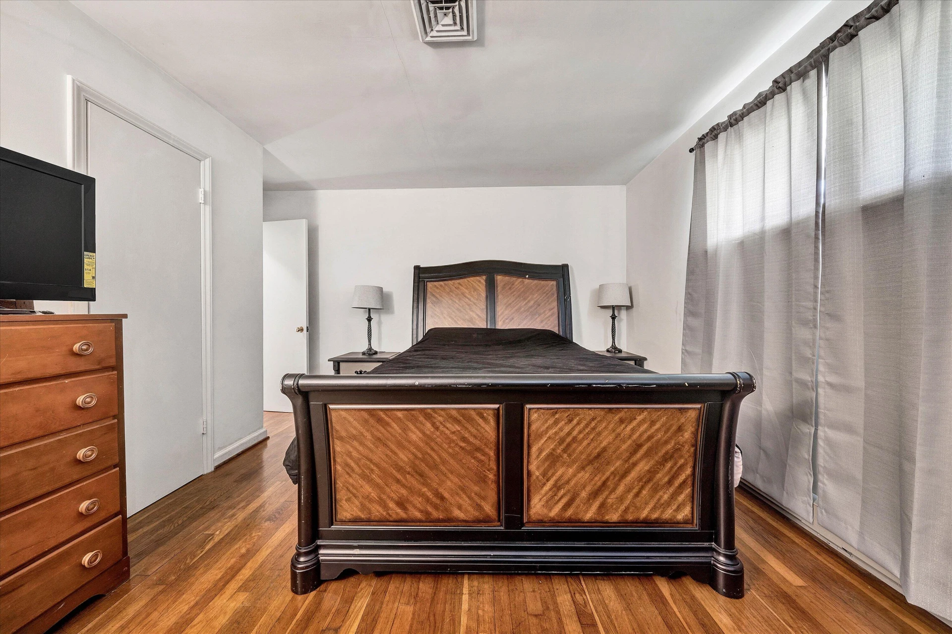 1217 Oakwood ST - Photo 14