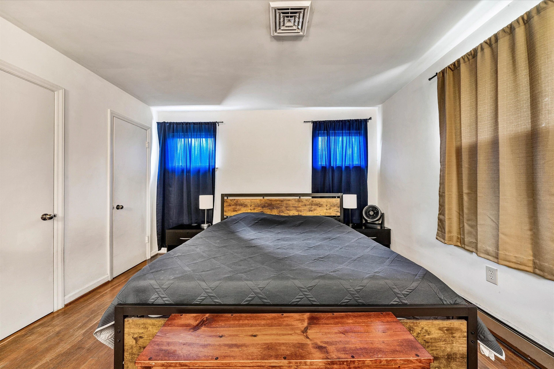 1217 Oakwood ST - Photo 15