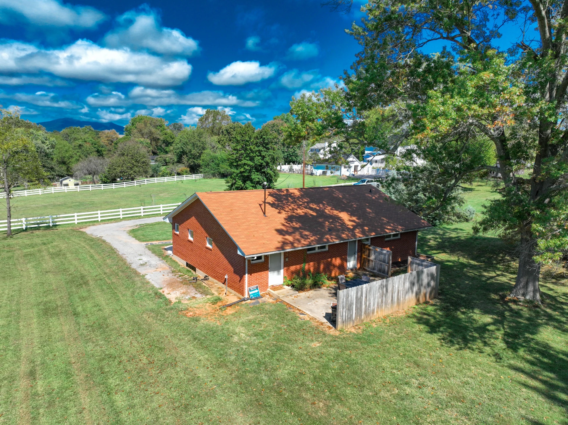 1217 Oakwood ST - Photo 22