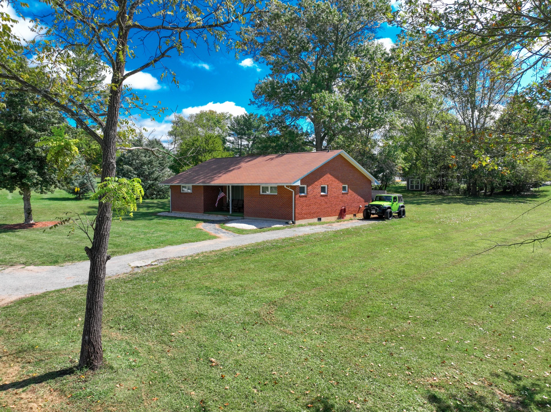 1217 Oakwood ST - Photo 36