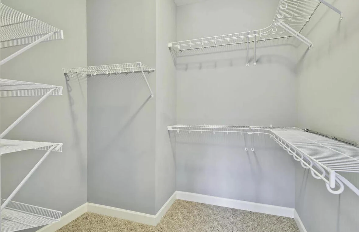1057 Barrow Hills DR - Photo 30