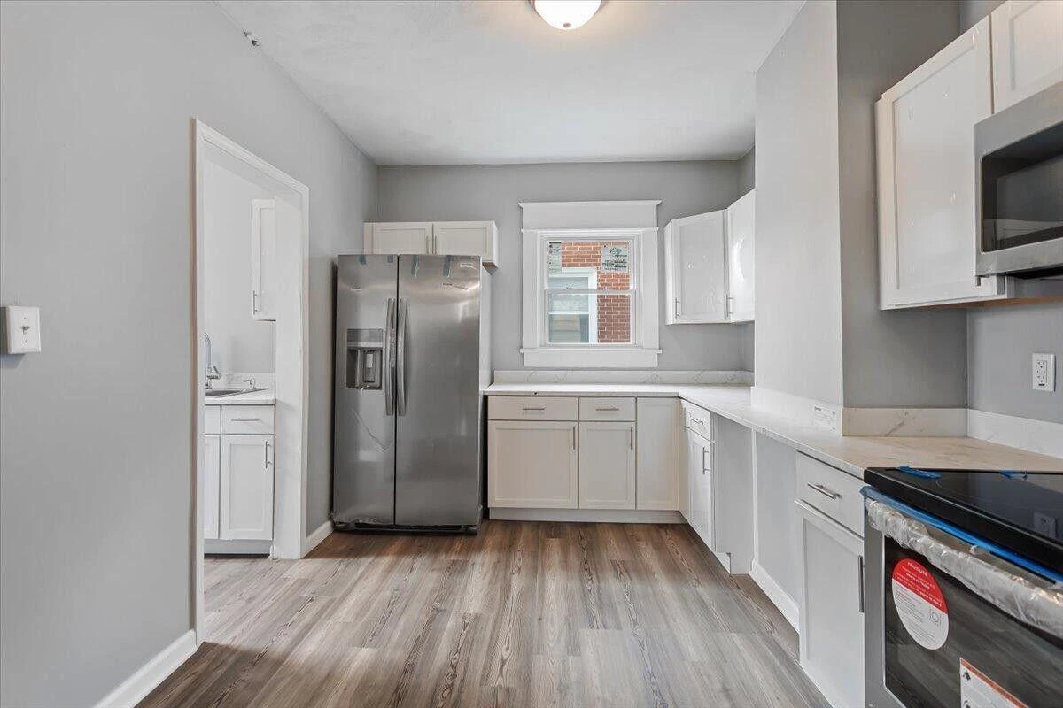 1006 Staunton AVE - Photo 15
