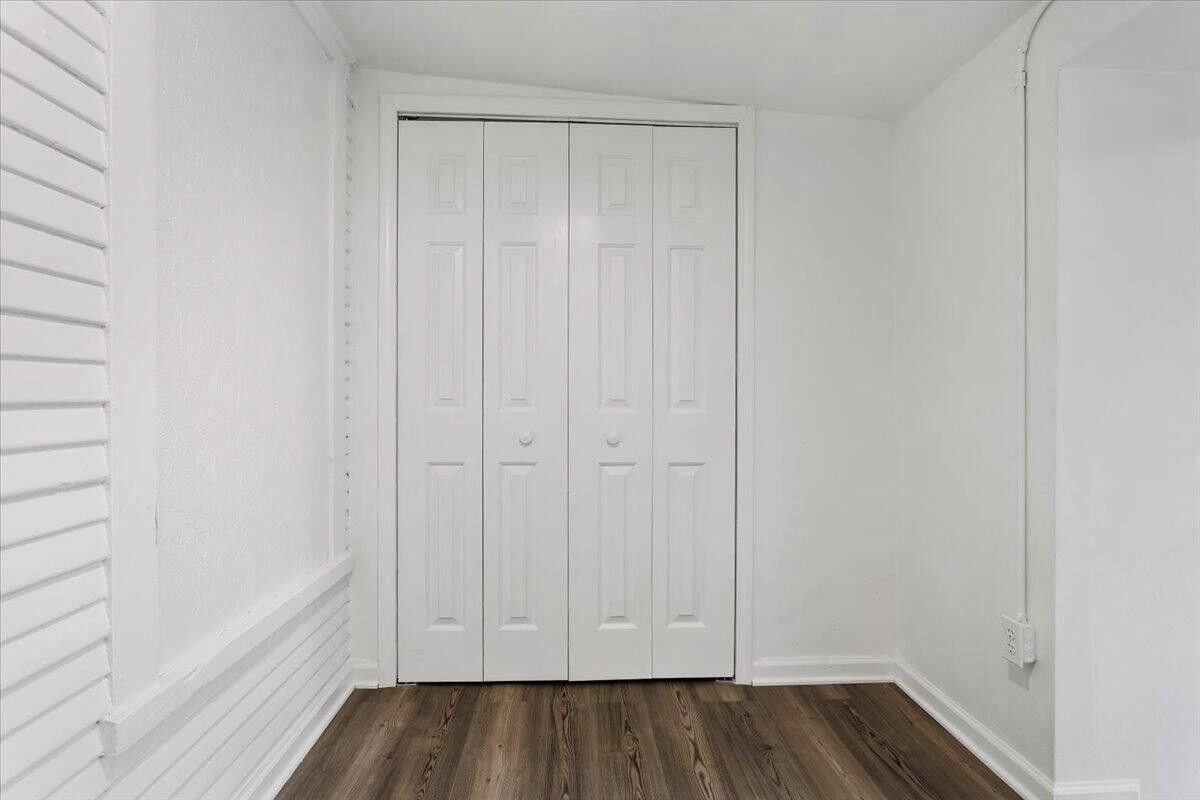 1006 Staunton AVE - Photo 37